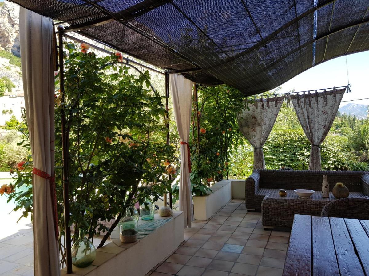 Bastide Des Oliviers Bed & Breakfast Moustiers-Sainte-Marie Dış mekan fotoğraf