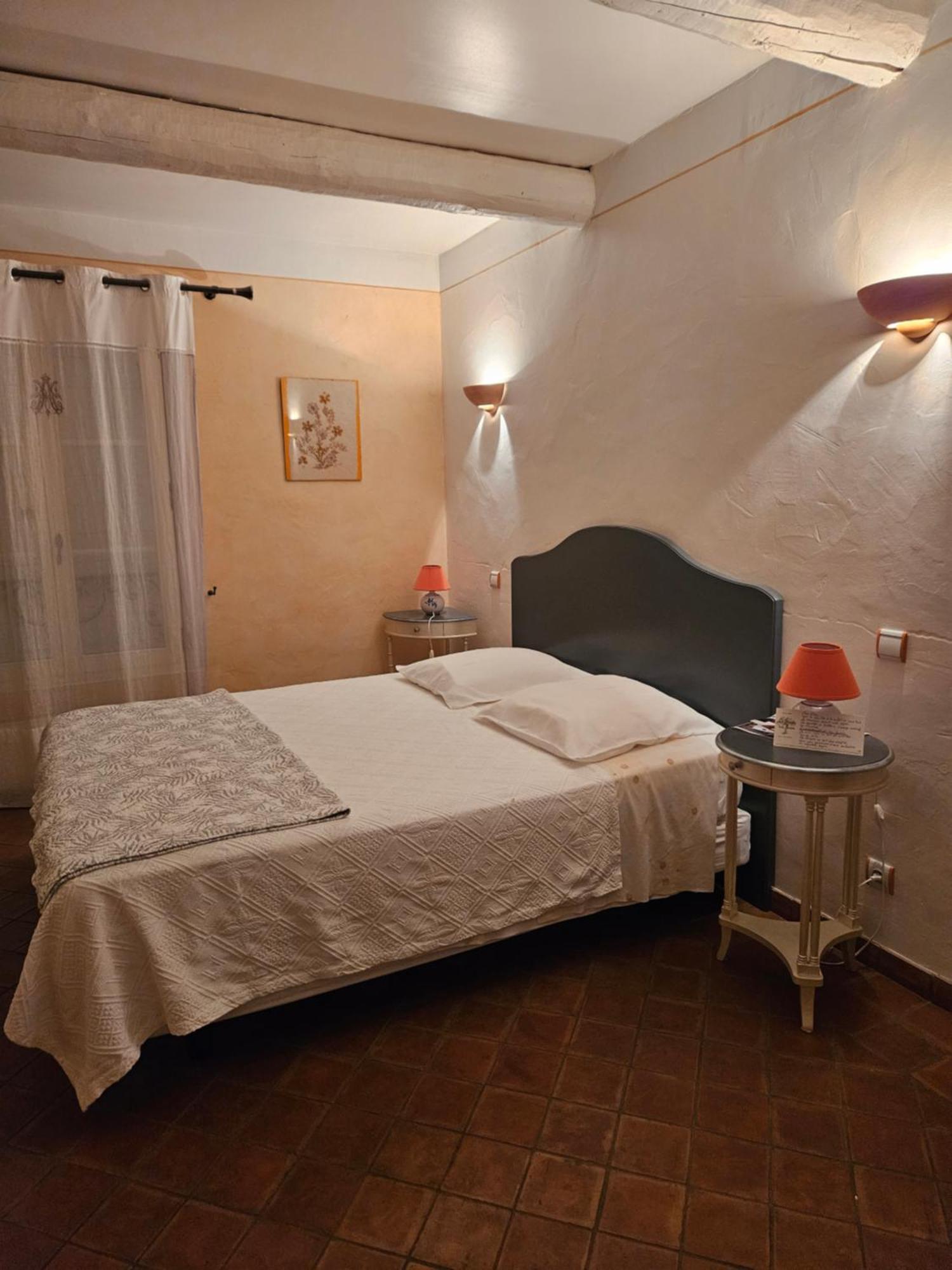 Bastide Des Oliviers Bed & Breakfast Moustiers-Sainte-Marie Dış mekan fotoğraf